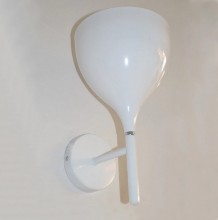Настенный светильник "tulip" white