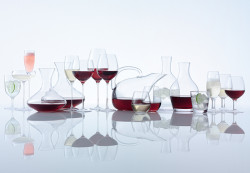 Декантер "Wine" transparent 1850 мл