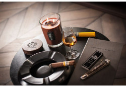 Ароматическая свеча Gentlemen´s lounge / Клуб джентльменов, 515гр.